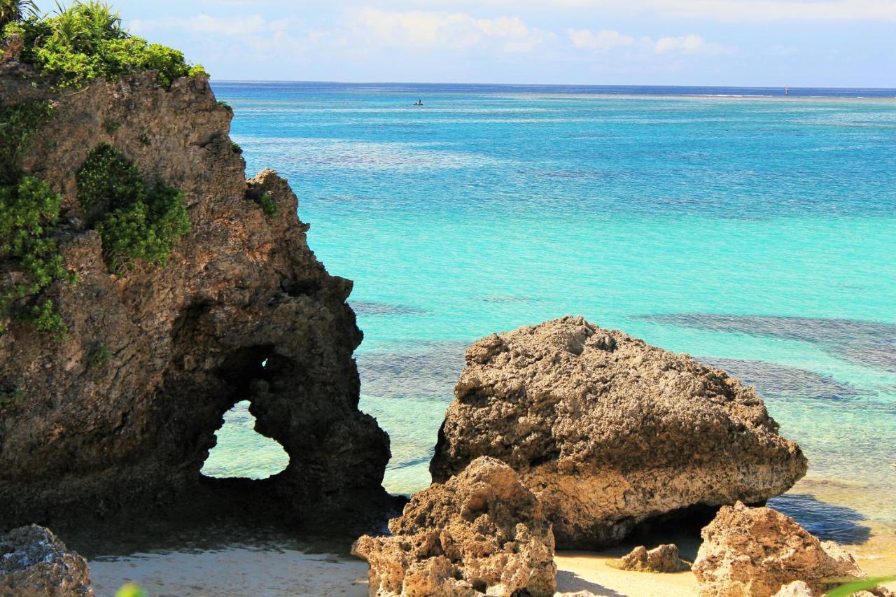 Pine Hills Hotel Miyakojima Dış mekan fotoğraf